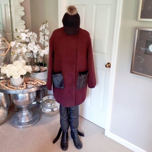 EUC Ter de Caractere burgundy woven coat with black trim & faux fur accents, 6 - Picture 2 of 8